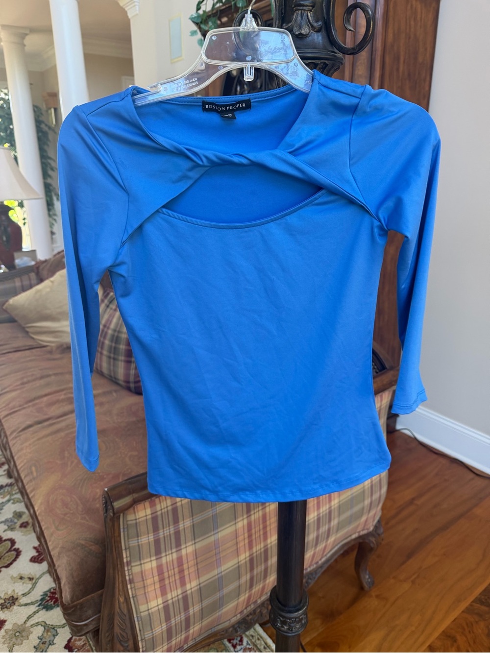Boston Proper Royal Blue Twist-Front 3/4 Sleeve Top.     NWOT